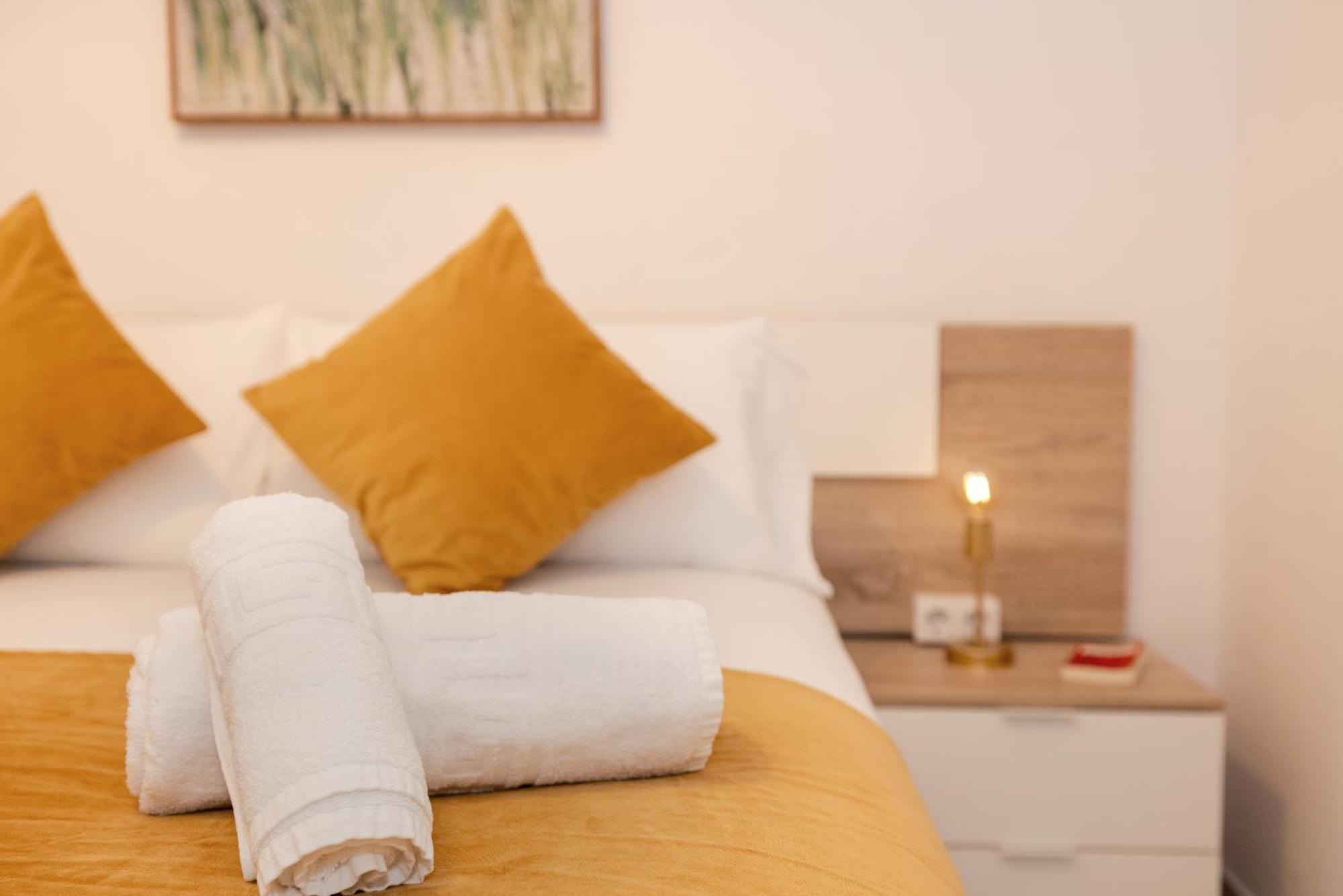 Apartamentos Trianasol Sevilla Eksteriør billede
