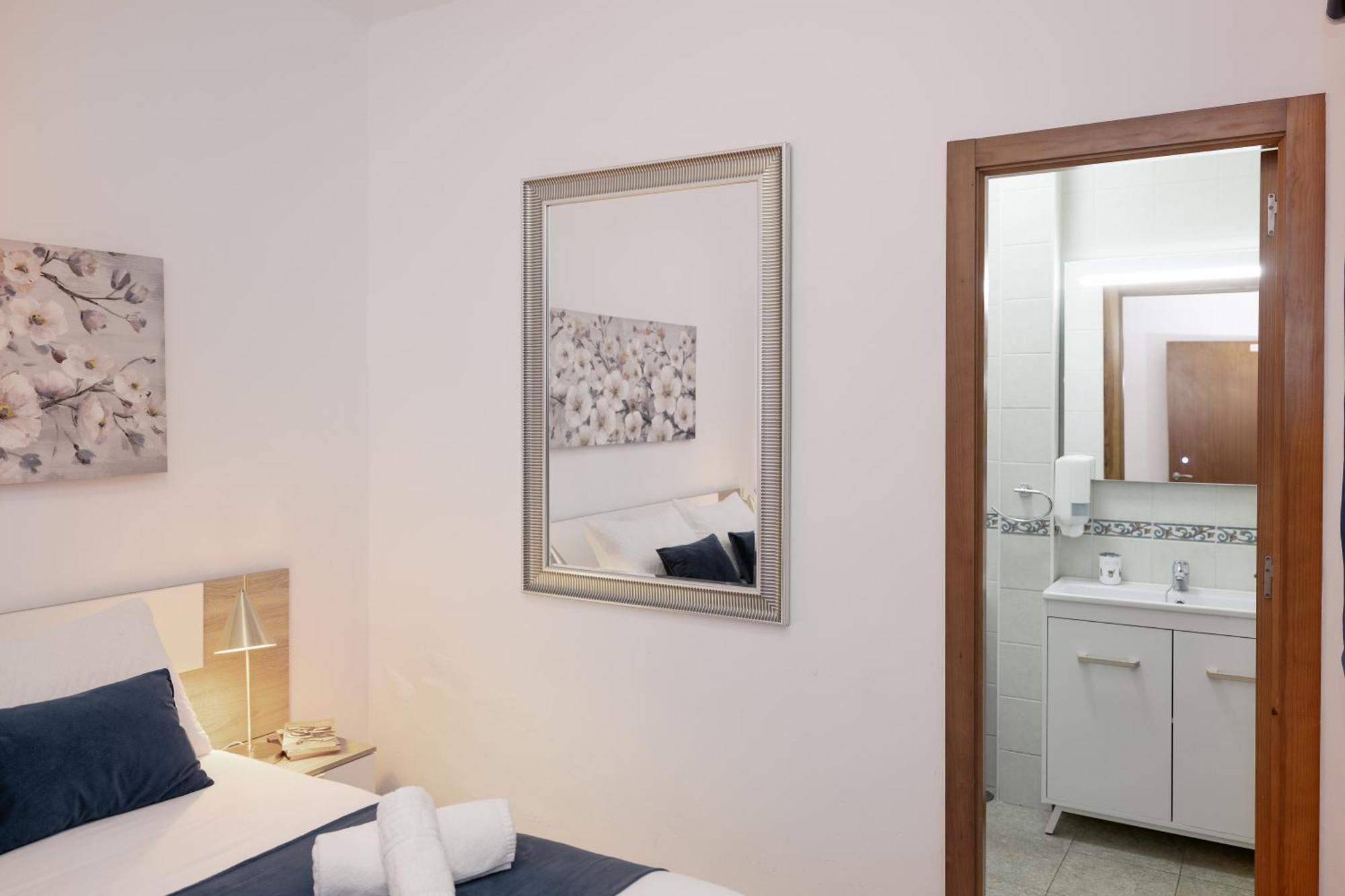 Apartamentos Trianasol Sevilla Eksteriør billede