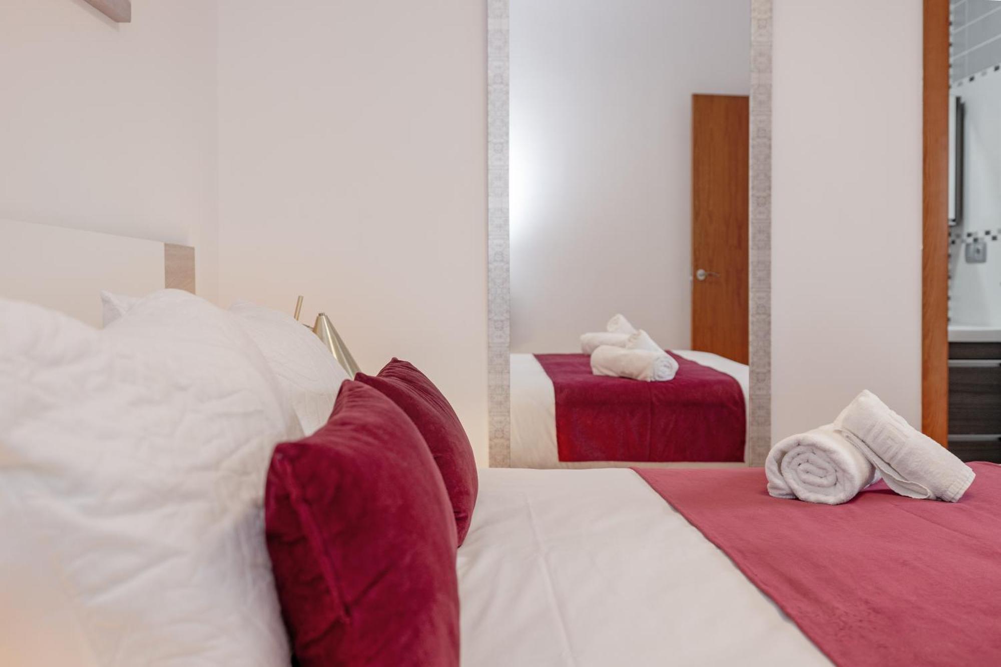 Apartamentos Trianasol Sevilla Eksteriør billede